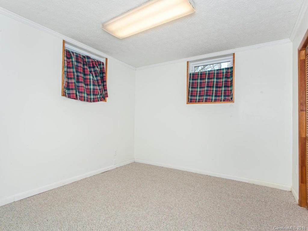 21 Audubon Drive Asheville NC 28804