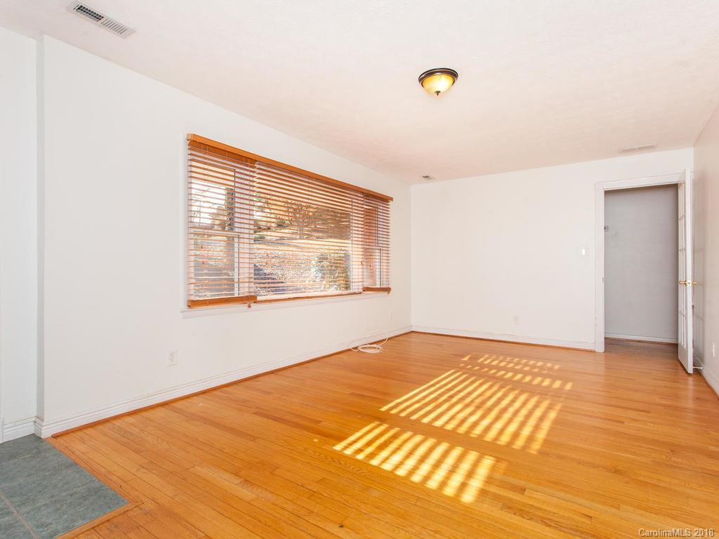21 Audubon Drive Asheville NC 28804