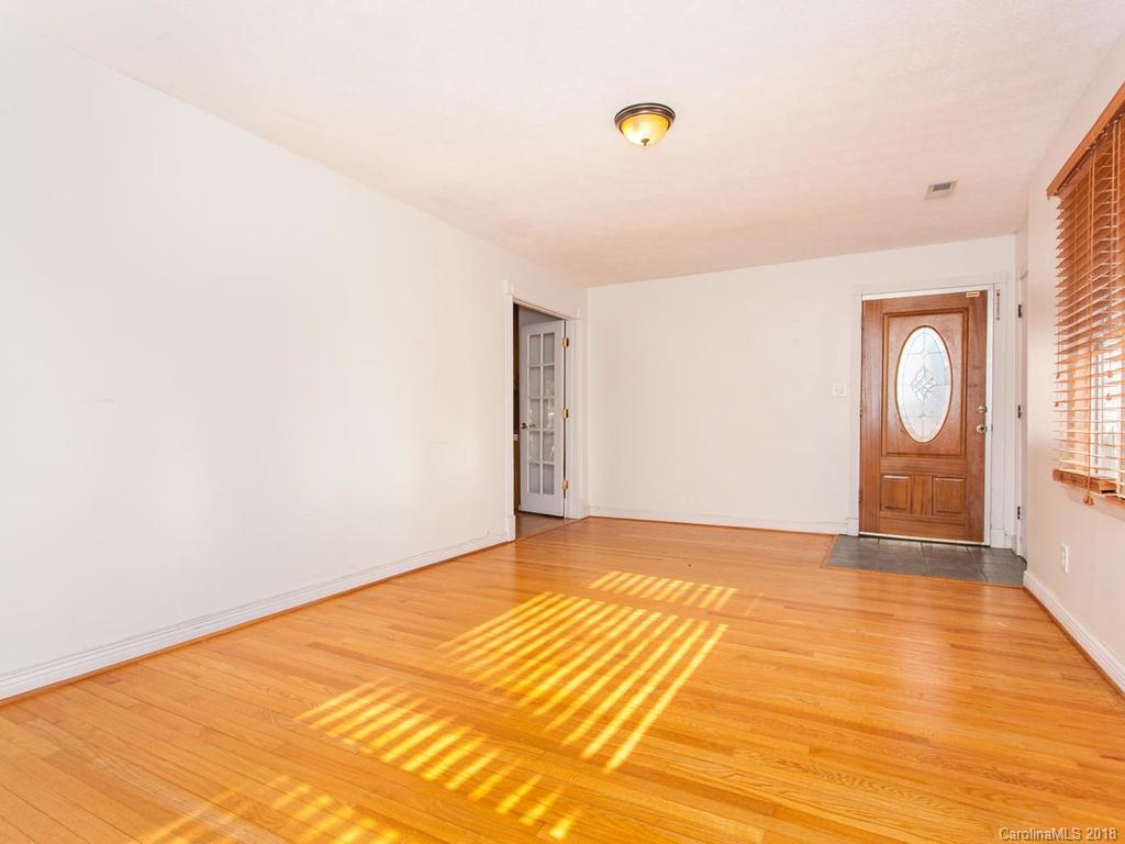 21 Audubon Drive Asheville NC 28804
