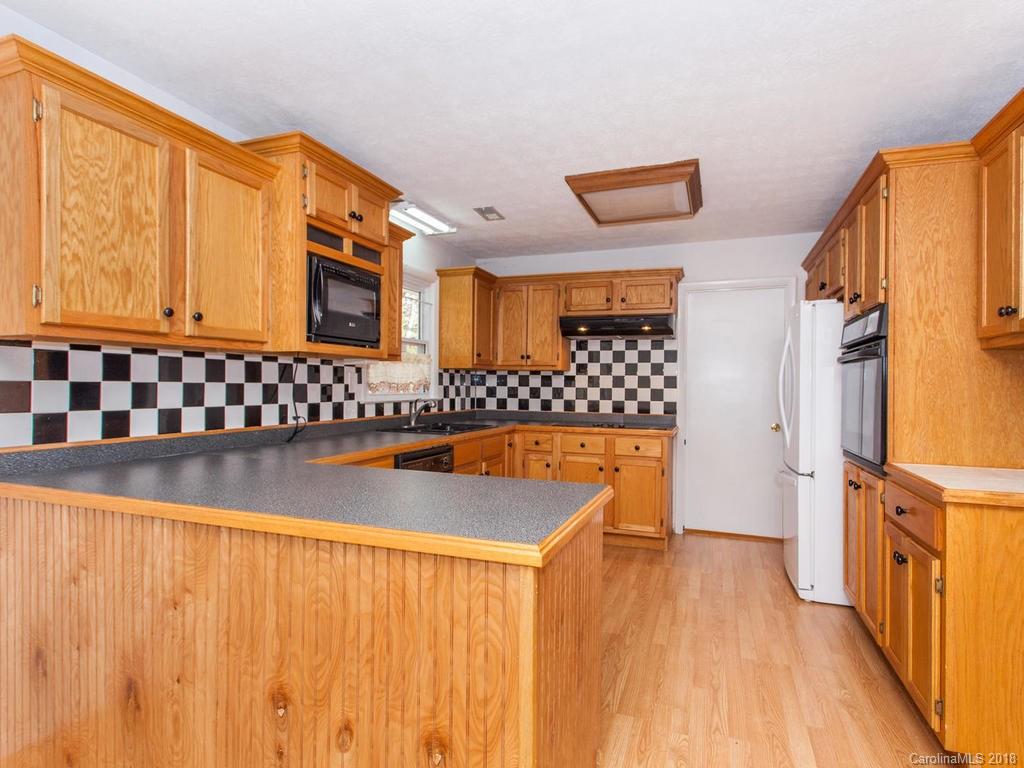 21 Audubon Drive Asheville NC 28804