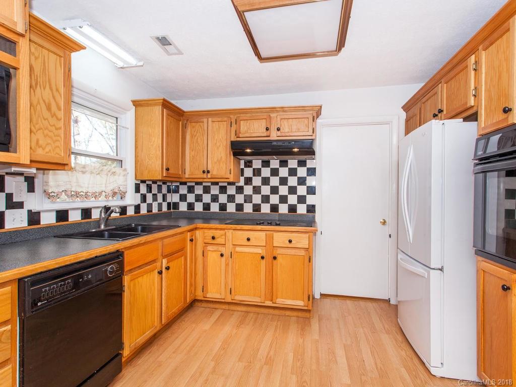21 Audubon Drive Asheville NC 28804