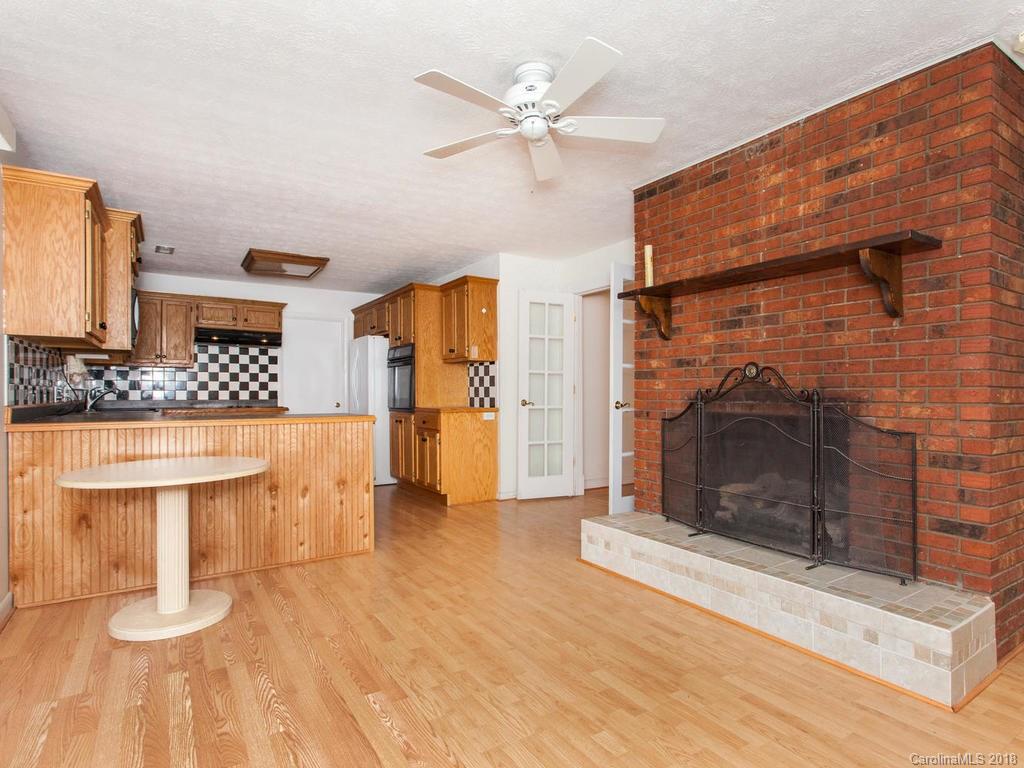 21 Audubon Drive Asheville NC 28804