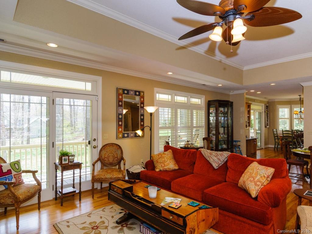 312 E Forest Place Candler NC 28715
