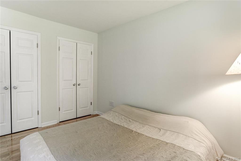 23 Mount Carmel Drive Asheville NC 28806