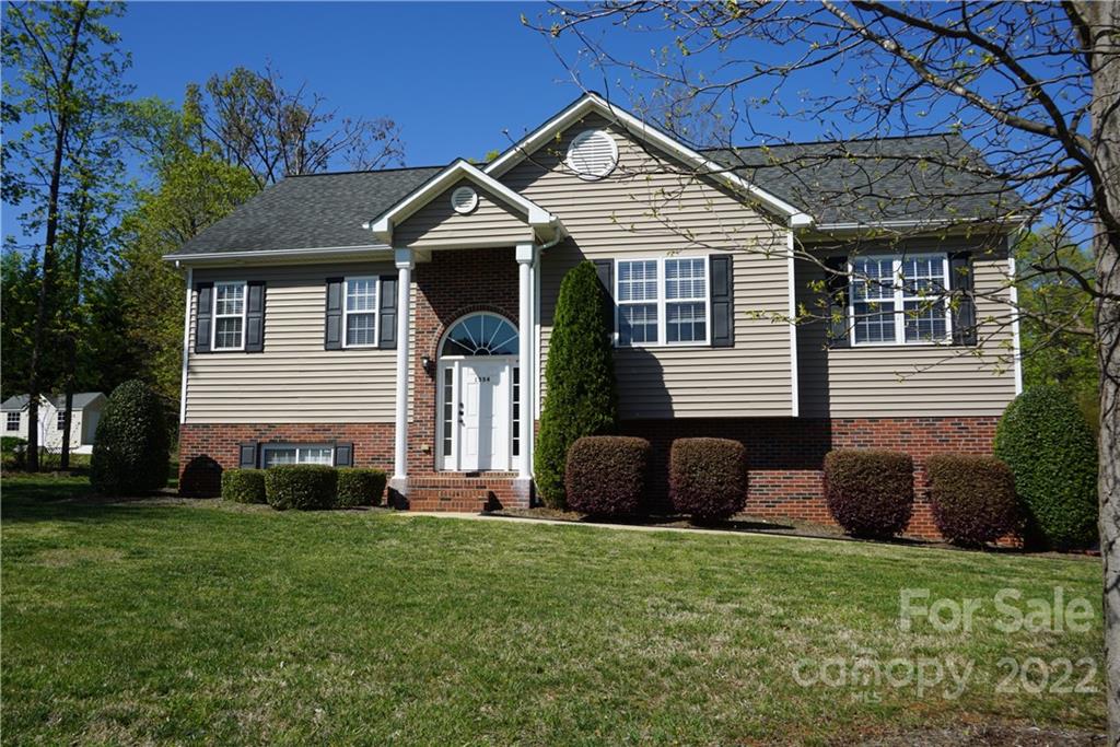 1554 Parkway Drive Newton NC 28658