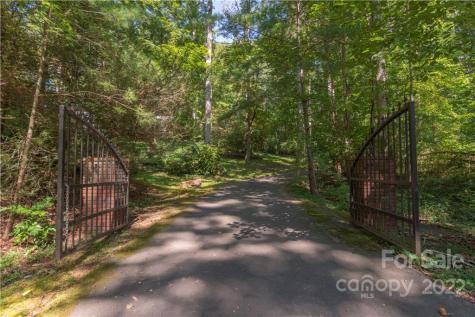 37 Acorn Road Asheville NC 28804