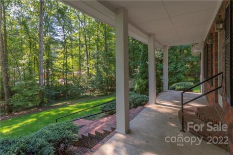 37 Acorn Road Asheville NC 28804