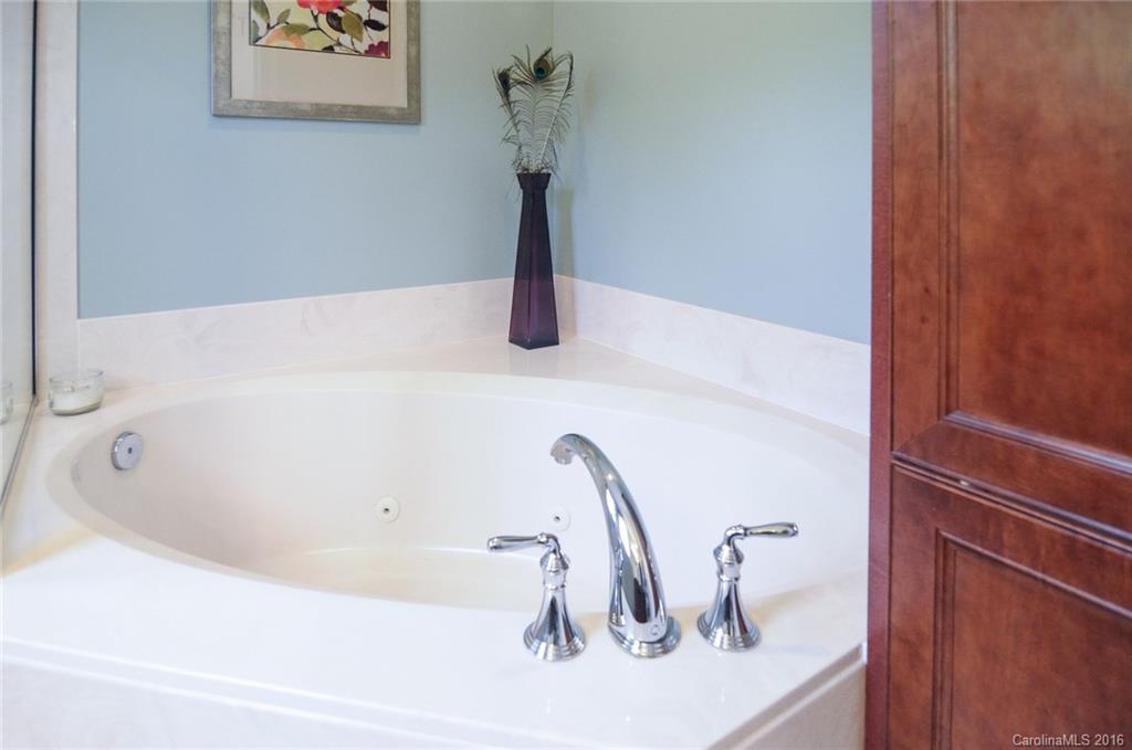 45 Craftsman Circle Asheville NC 28805
