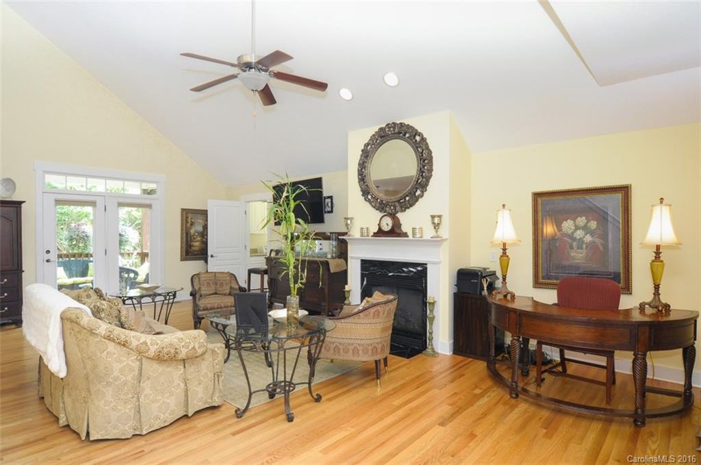 45 Craftsman Circle Asheville NC 28805