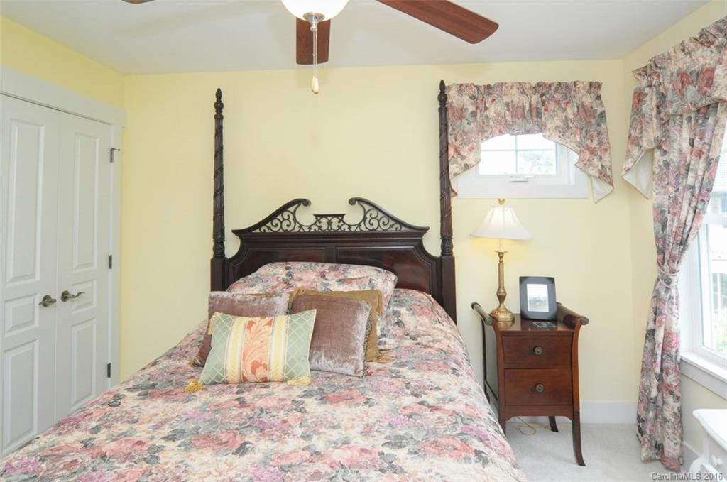 45 Craftsman Circle Asheville NC 28805