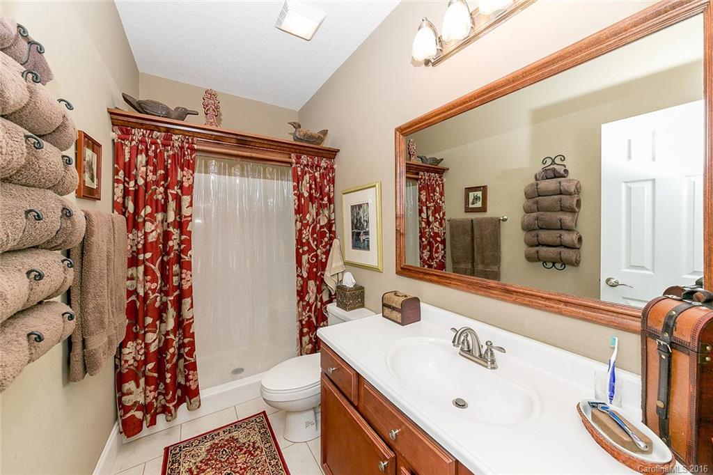 163 Peachtree Street Arden NC 28704