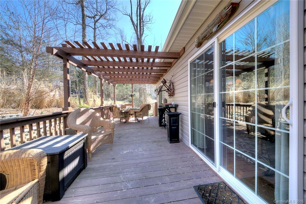 163 Peachtree Street Arden NC 28704