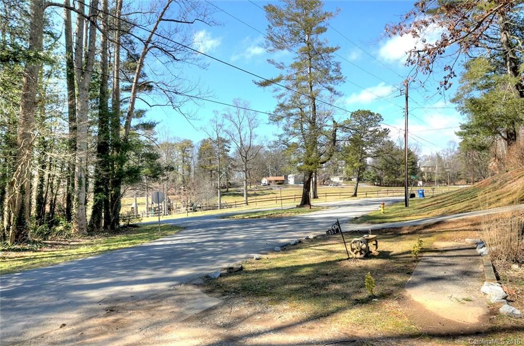 163 Peachtree Street Arden NC 28704