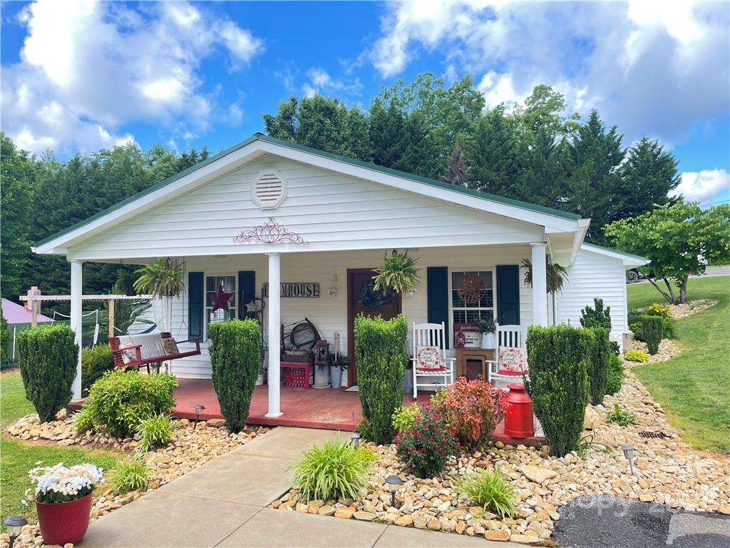 3554 Dallas Street Lenoir NC 28645