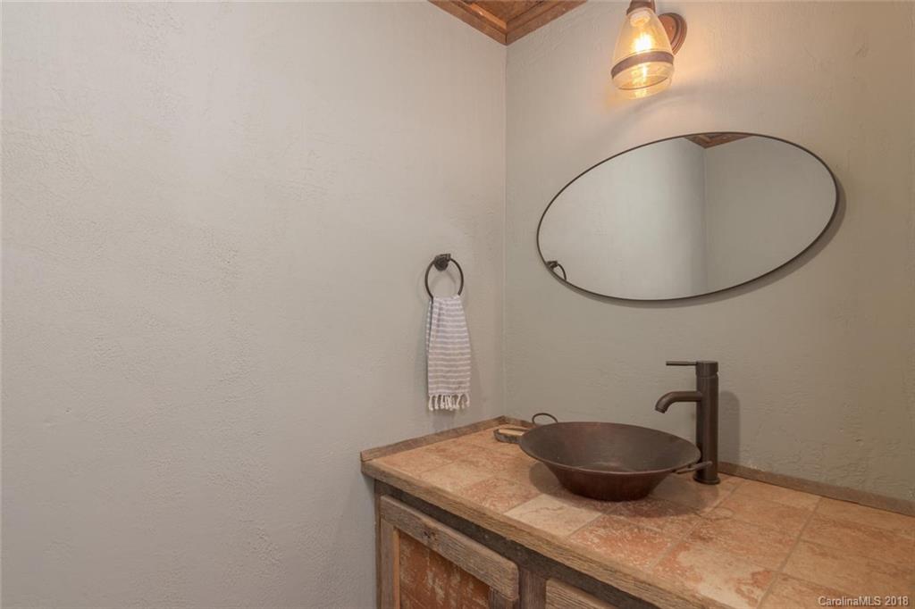 32 Arrowood Road Asheville NC 28806