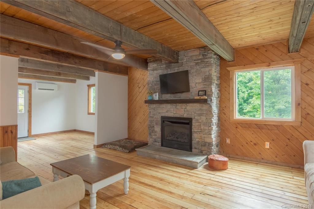 32 Arrowood Road Asheville NC 28806
