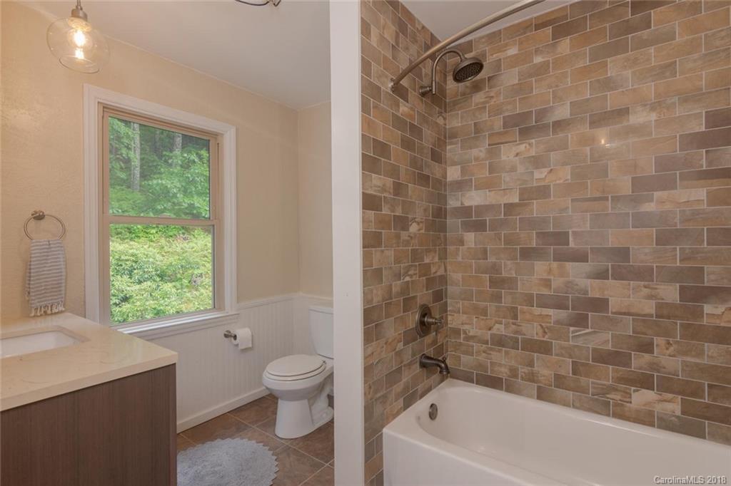 32 Arrowood Road Asheville NC 28806