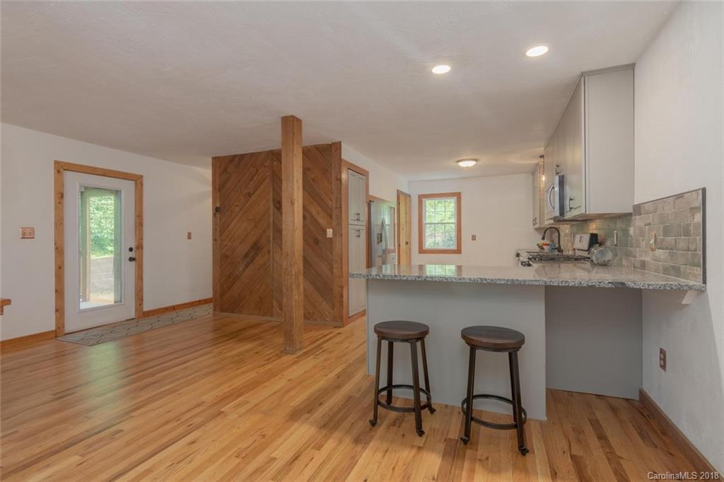 32 Arrowood Road Asheville NC 28806