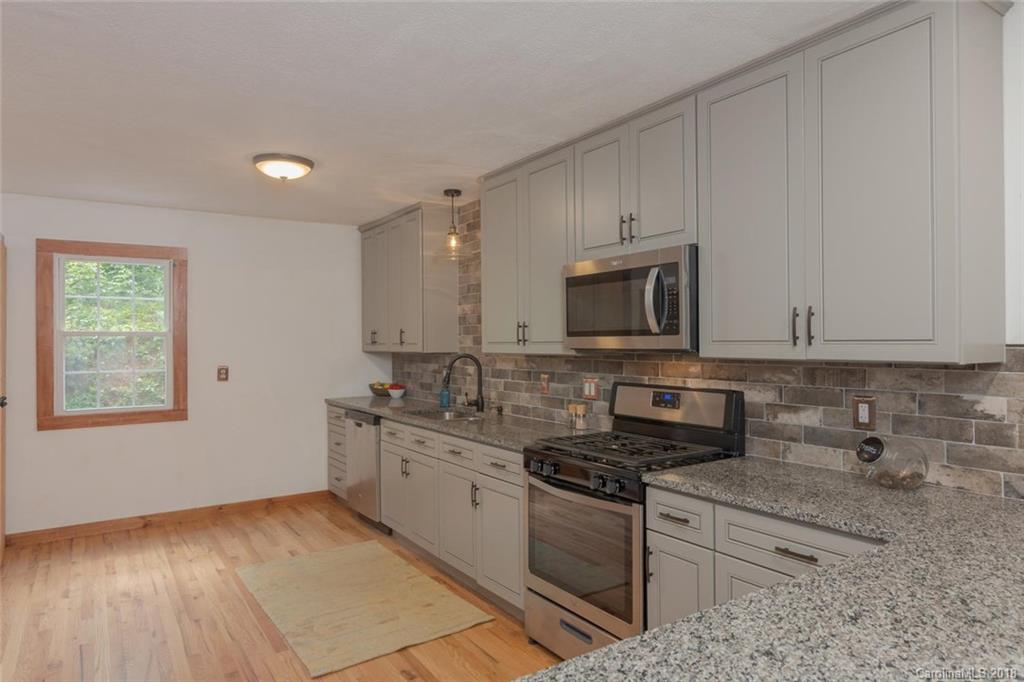 32 Arrowood Road Asheville NC 28806