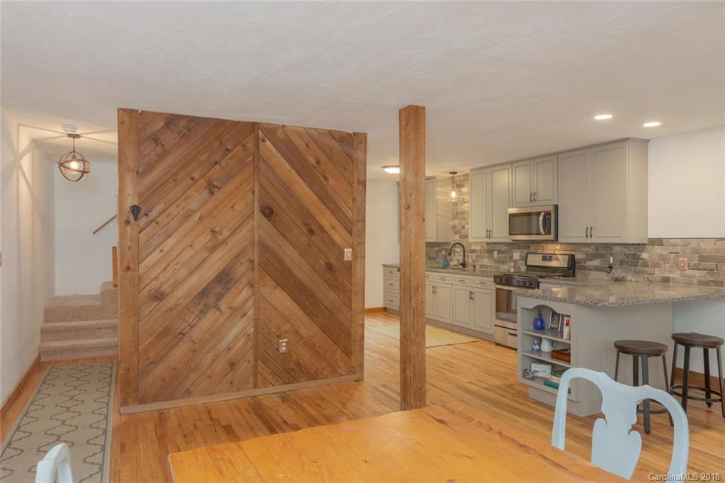 32 Arrowood Road Asheville NC 28806