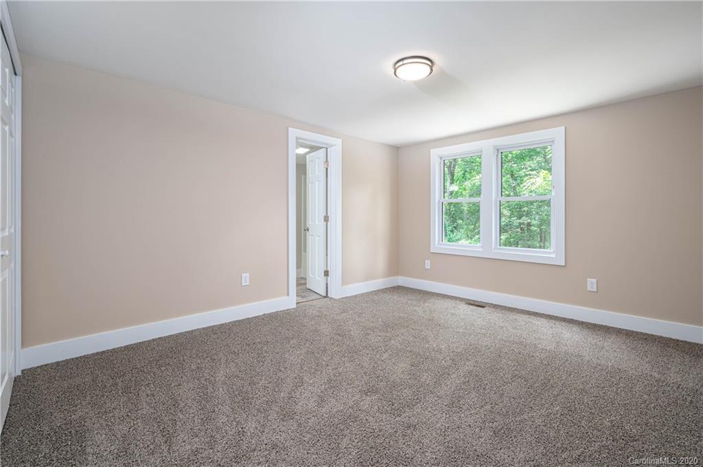 171 Connestee Road Brevard NC 28712