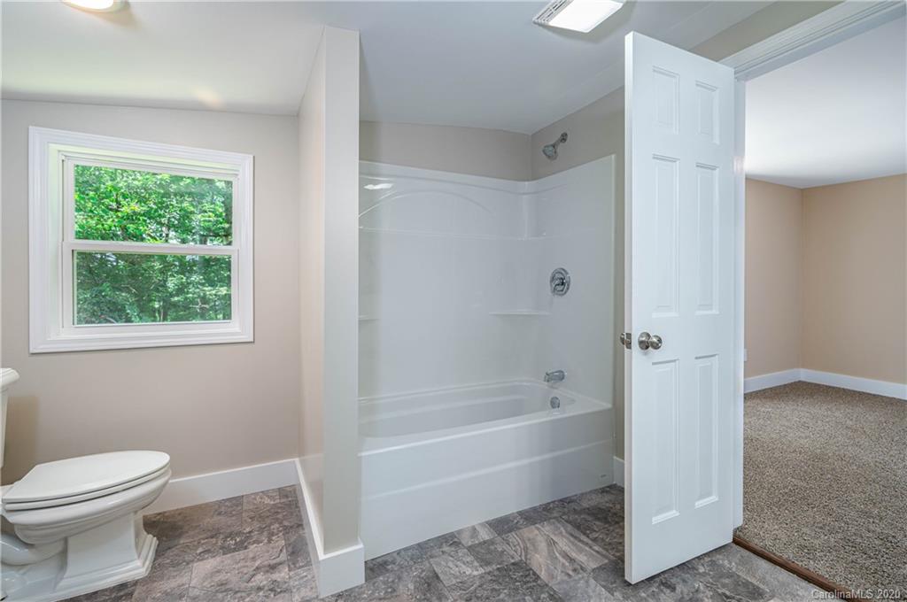 171 Connestee Road Brevard NC 28712