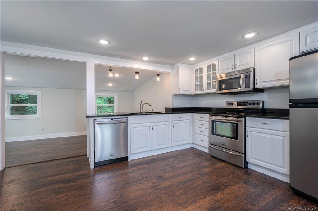 171 Connestee Road Brevard NC 28712