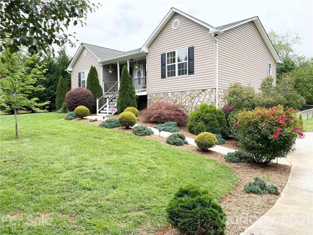 1726 Still Meadow Lane Lenoir NC 28645