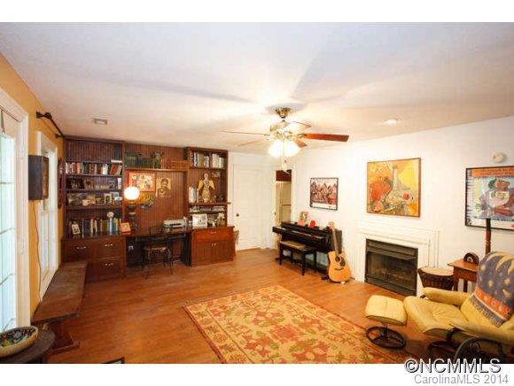 55 Bell Road Asheville NC 28805