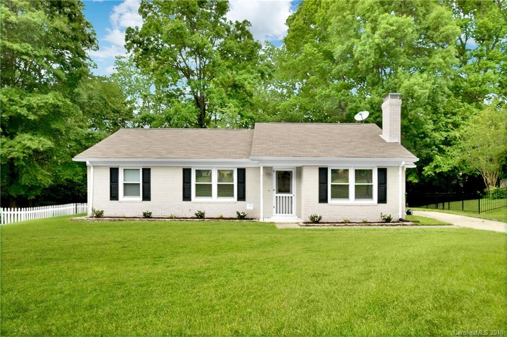 6426 Round Hill Road Charlotte NC 28211