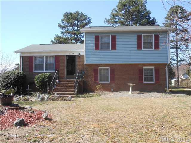 3709 Cobbleridge Drive Charlotte NC 28215