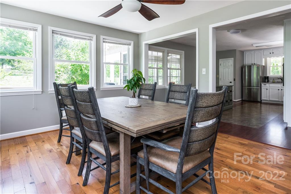 374 Buckeye Cove Road Swannanoa NC 28778