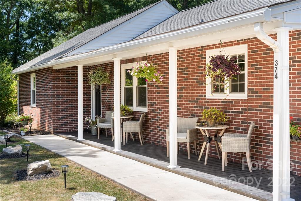 374 Buckeye Cove Road Swannanoa NC 28778