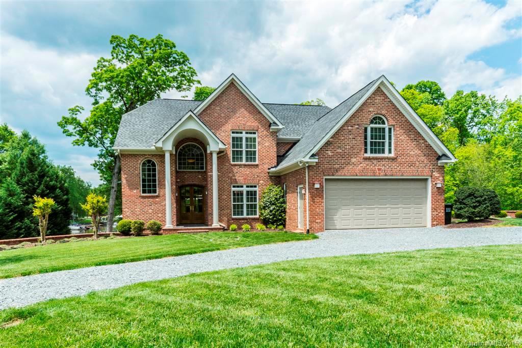 16511 Crosshaven Drive Charlotte NC 28278
