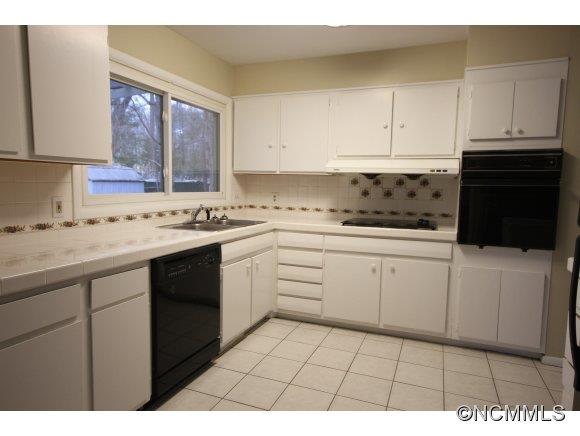 24 Forestdale Drive Asheville NC 28803
