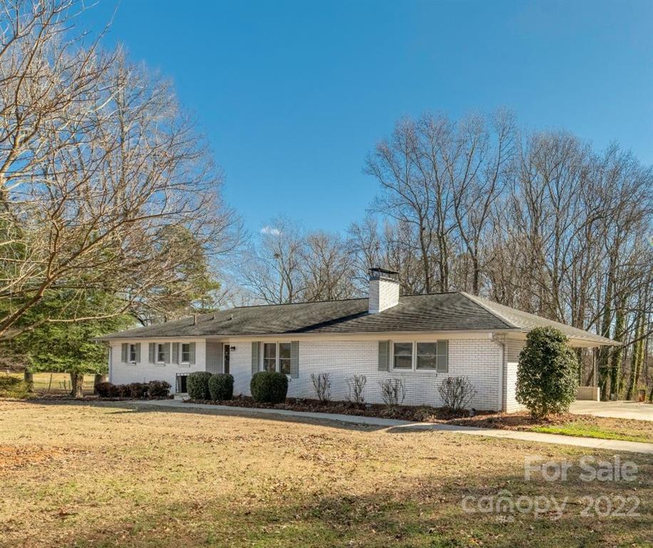 2714 Mount Holly Huntersville Road Charlotte NC 28214
