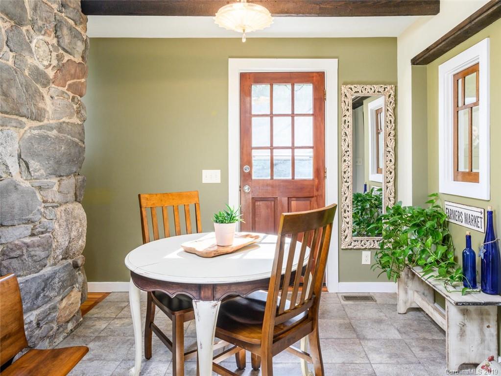 51 Mimosa Circle Asheville NC 28805