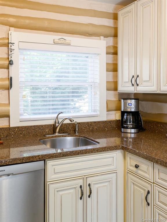 51 Mimosa Circle Asheville NC 28805