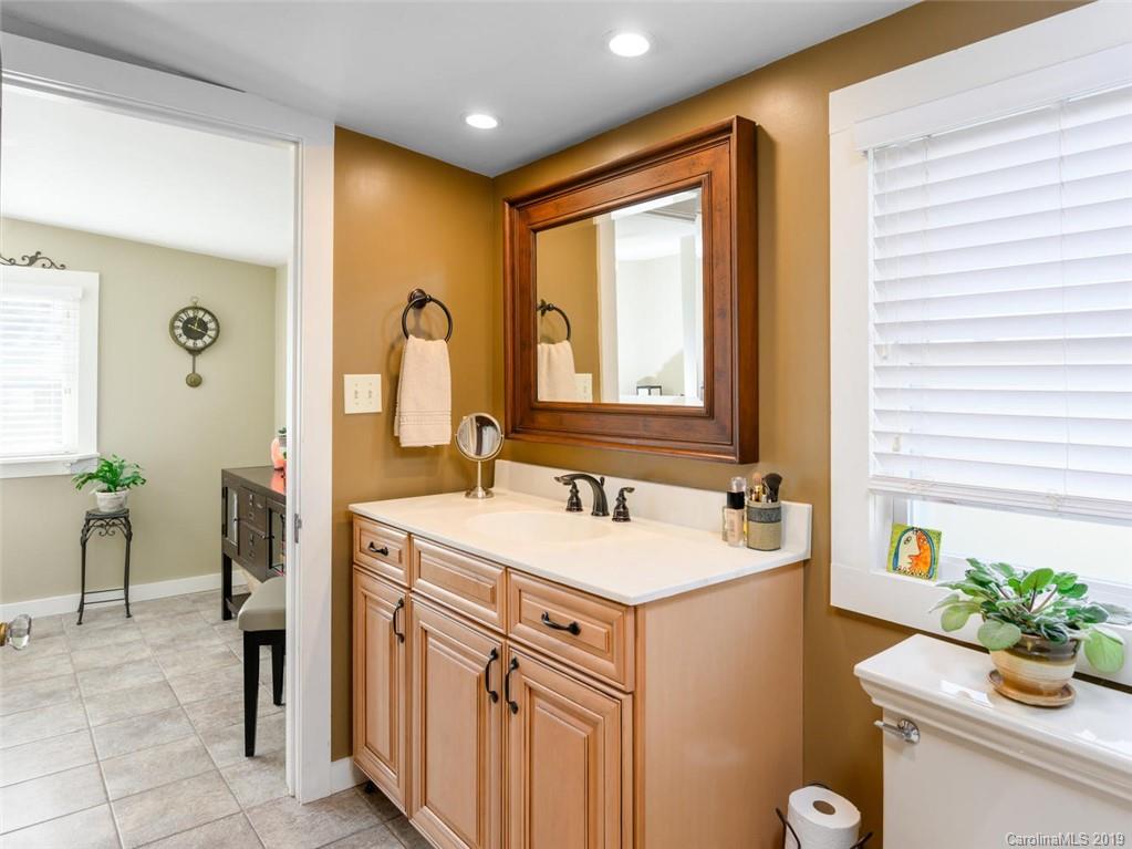51 Mimosa Circle Asheville NC 28805