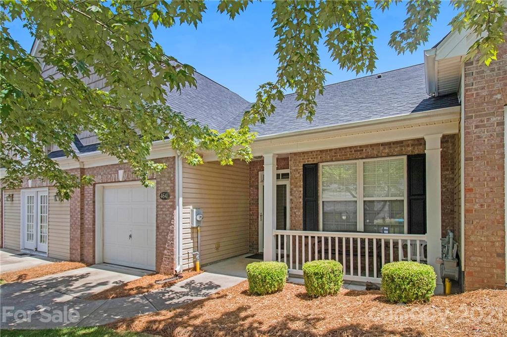 4641 Willow Glen Road Harrisburg NC 28075