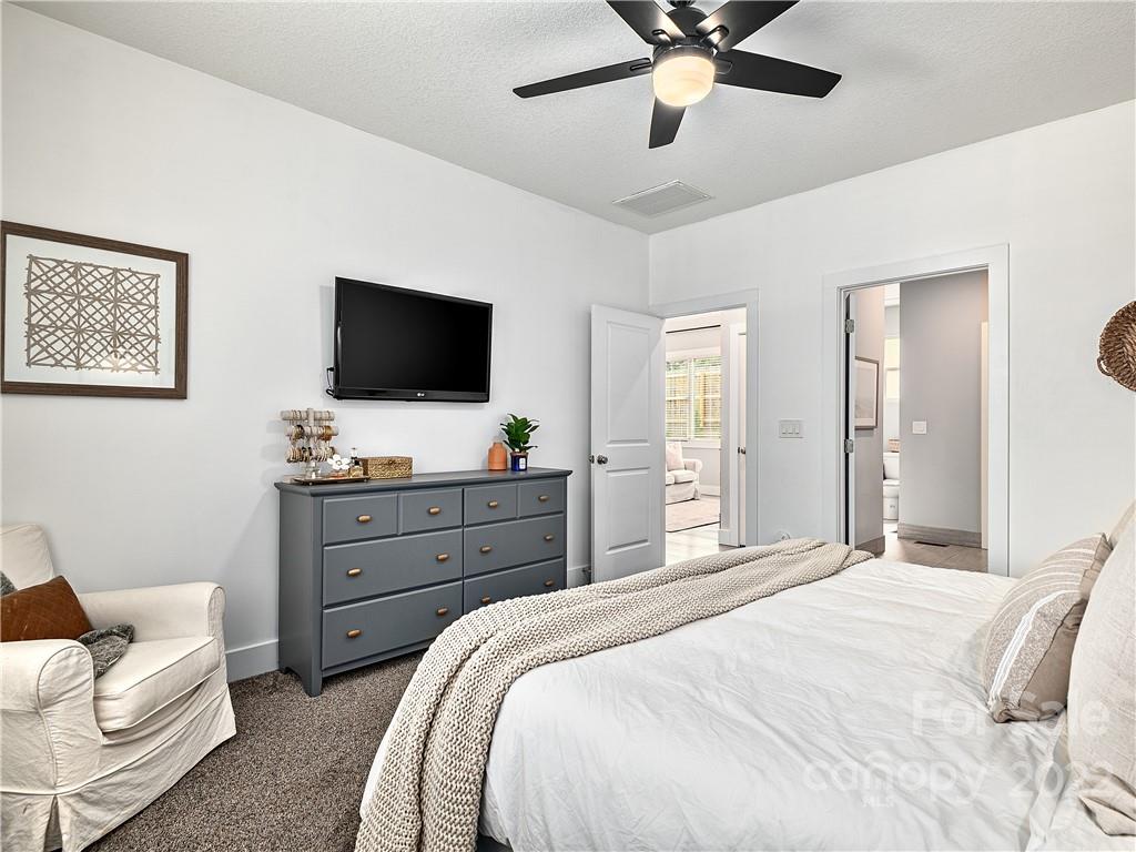 19 Dynasty Lane Candler NC 28715
