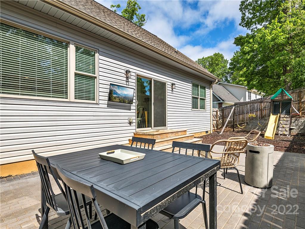 19 Dynasty Lane Candler NC 28715