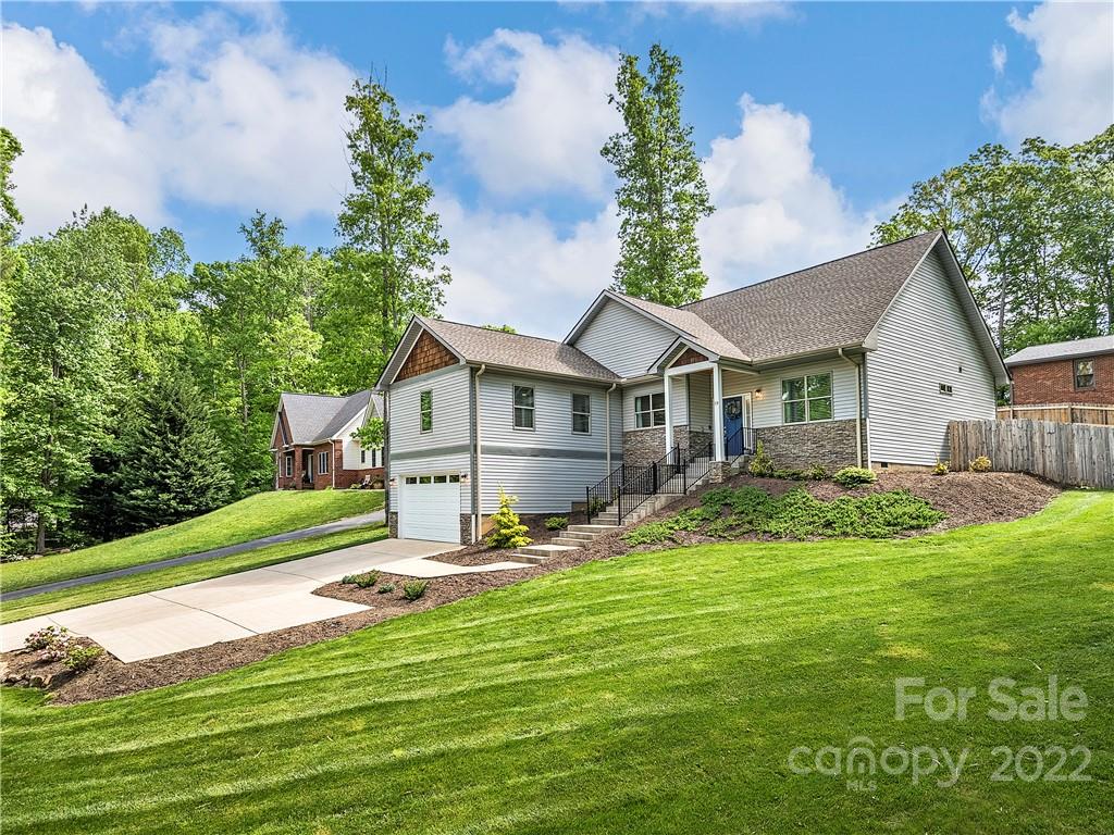 19 Dynasty Lane Candler NC 28715