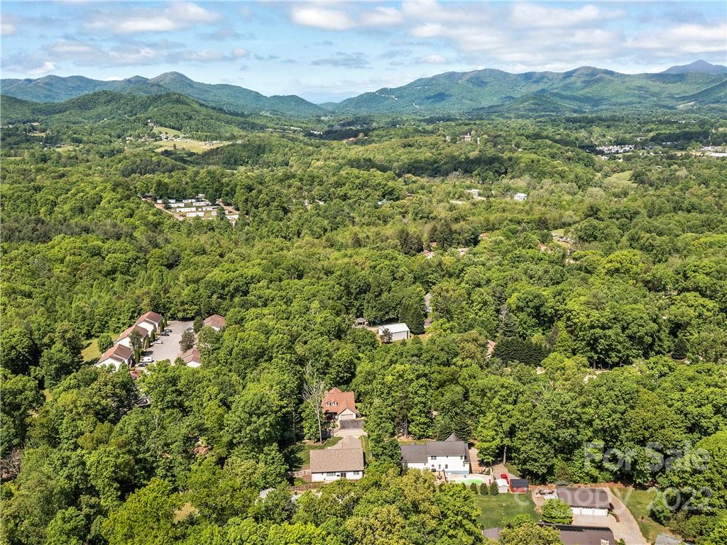 19 Dynasty Lane Candler NC 28715