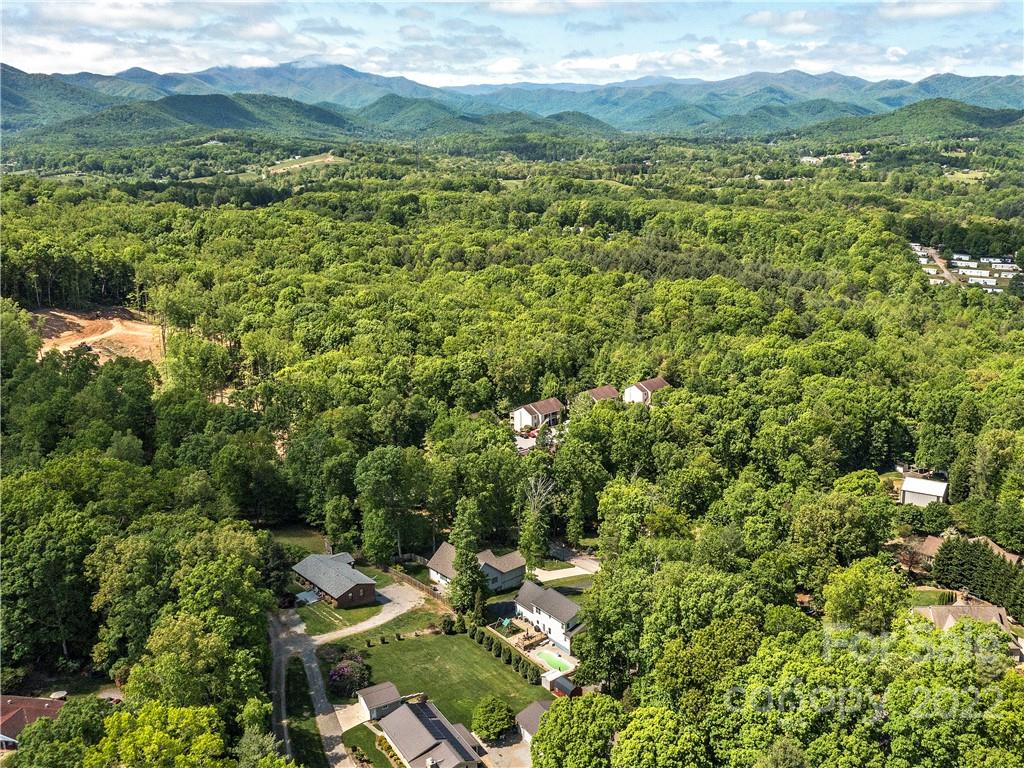19 Dynasty Lane Candler NC 28715