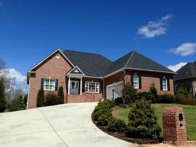 1177 Waterford Drive Hickory NC 28602
