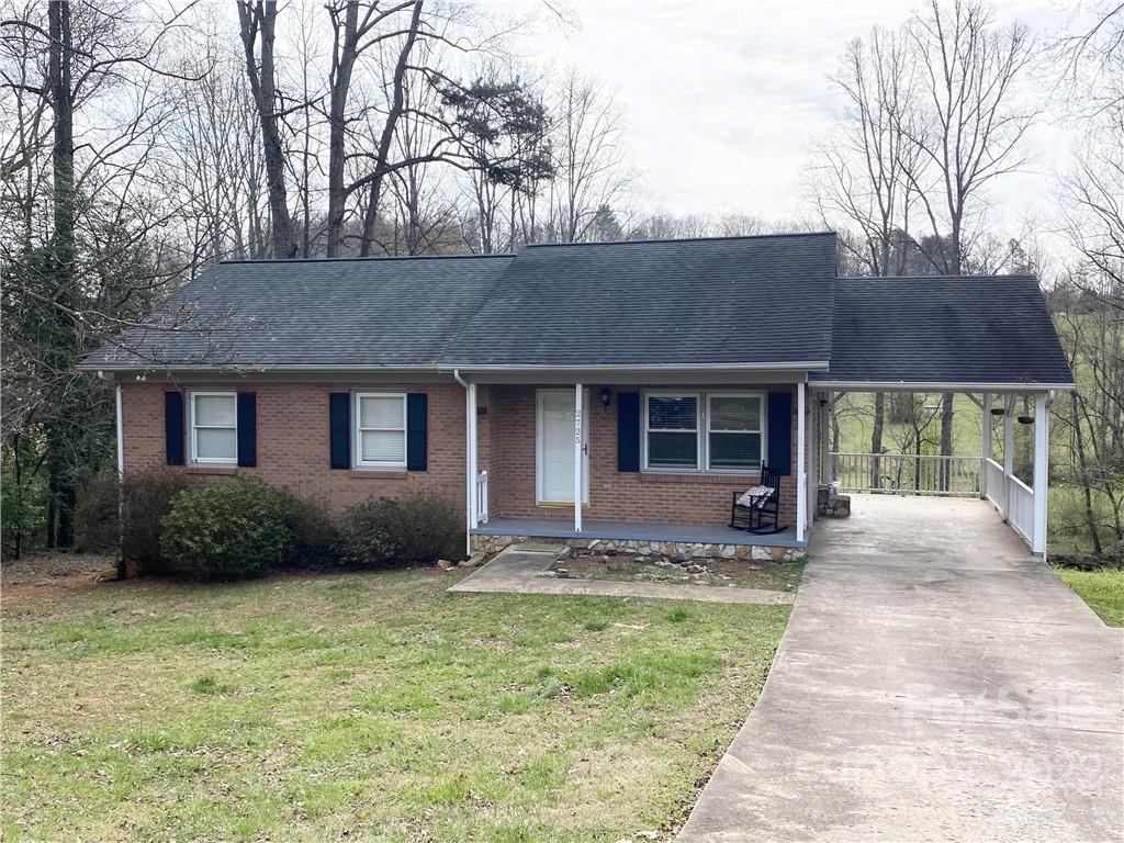 2725 Tumbleweed Drive Lenoir NC 28645