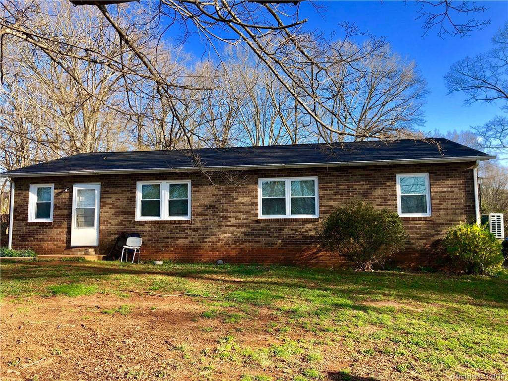 1714 Lakeview Drive Statesville NC 28677