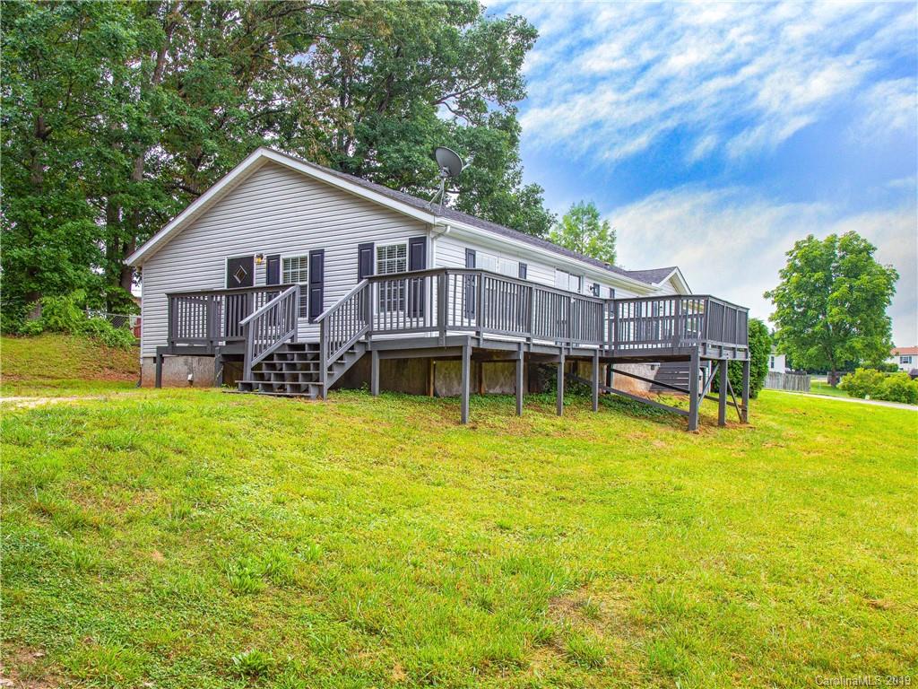 210 Jacklyn Drive Candler NC 28715