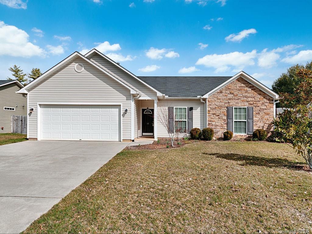 15 Woodbriar Road Weaverville NC 28787